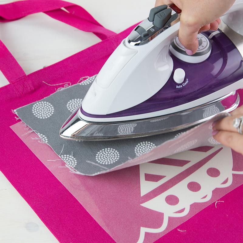 Silhouette America Heat Transfer Materials Silhouette Heat Transfer Printable Bundle- Includes 12 Sheets of Printable Vinyl (5 for Light Material, 5 for Dark material, 2 Fabric sheets) , and Intro to Silhouette 101 with Free Designs